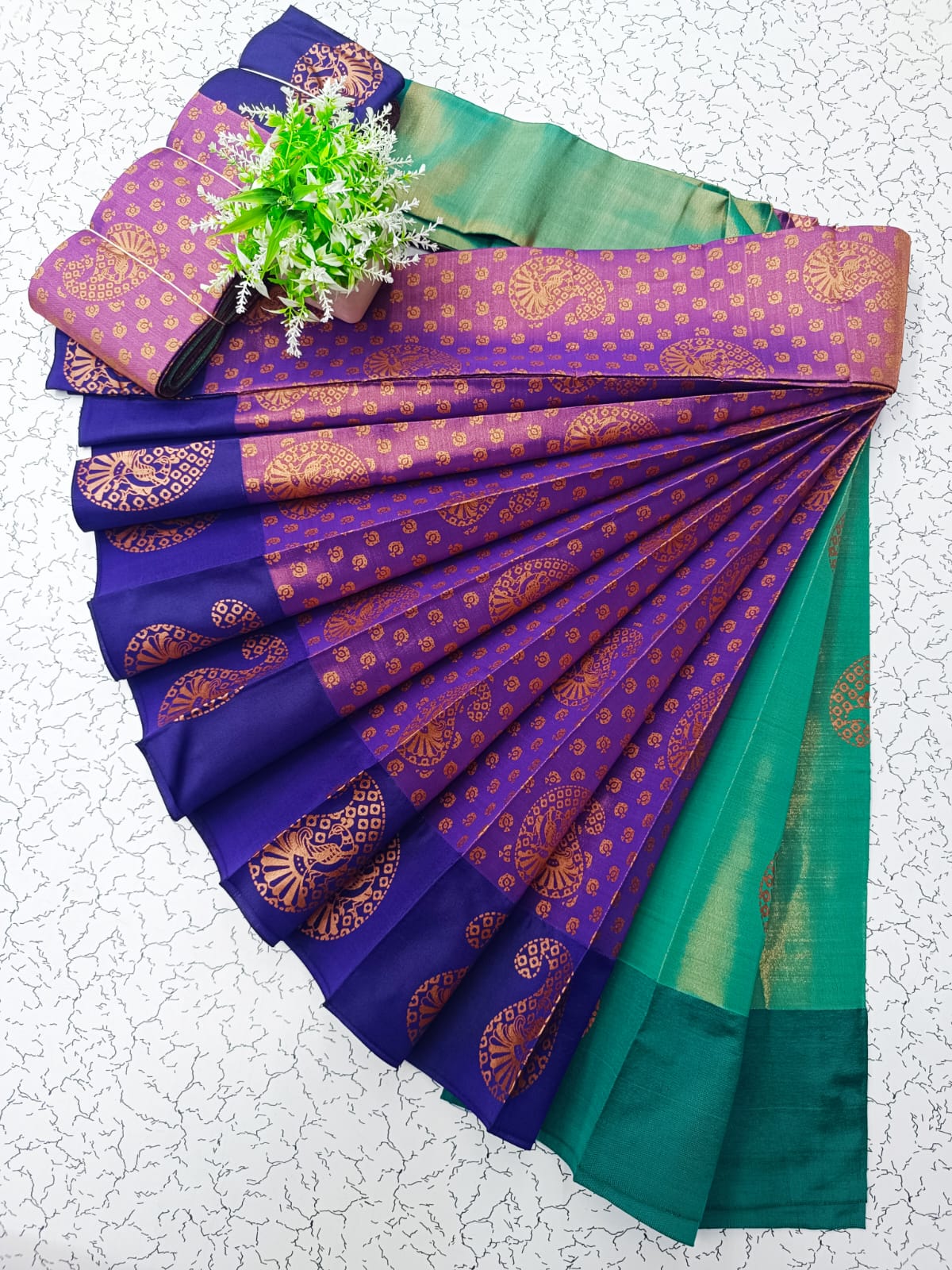 Group saree's